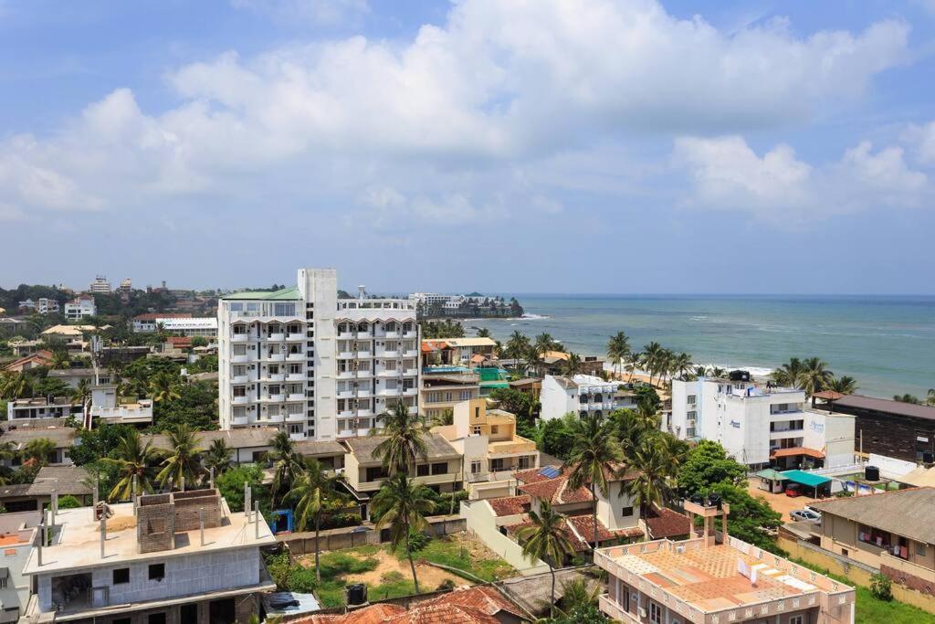 Truely A Beach Home Away From Home Colombo Exterior foto