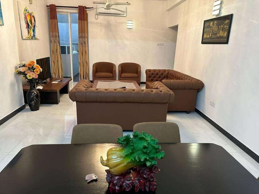 Truely A Beach Home Away From Home Colombo Exterior foto