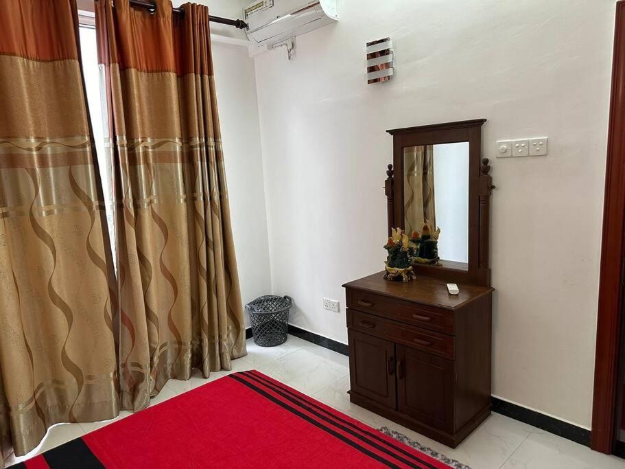 Truely A Beach Home Away From Home Colombo Exterior foto