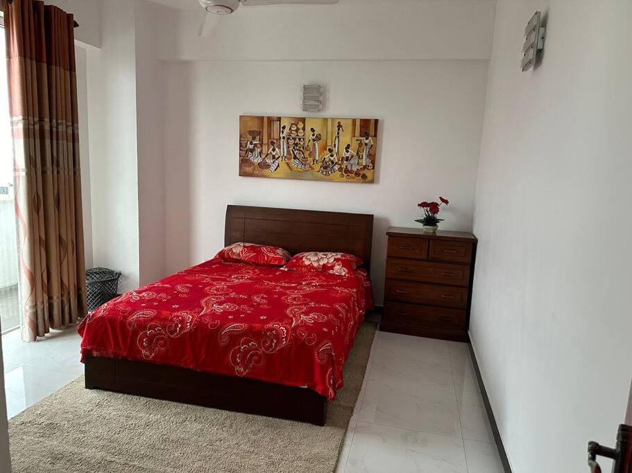 Truely A Beach Home Away From Home Colombo Exterior foto